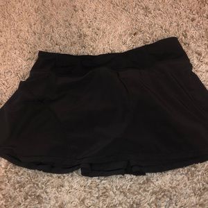 Lululemon black tennis skirt